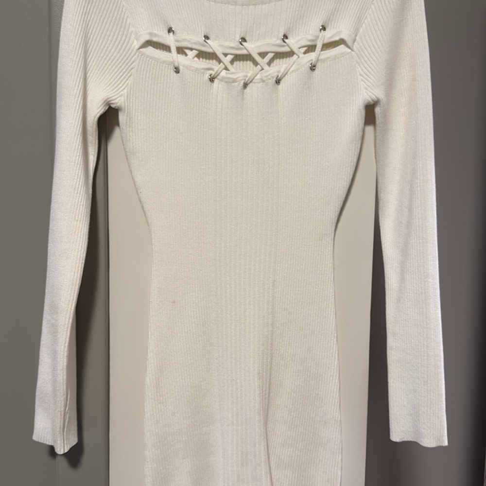 Almost Famous Ivory Ribbed Lace-Up Top - Picture 3 of 4